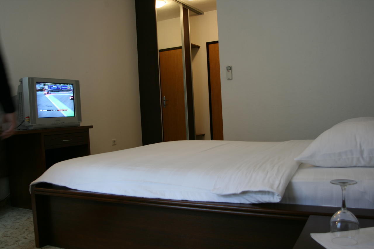 Motel Maksumic Jablanica Екстер'єр фото