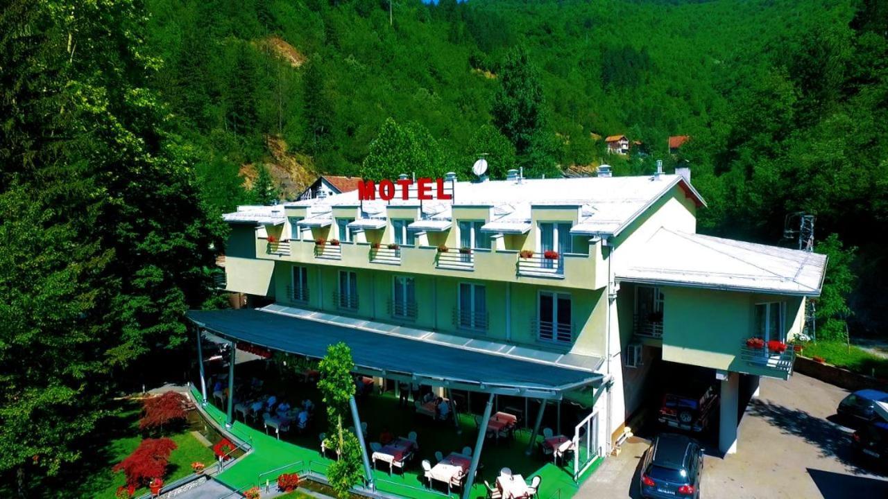 Motel Maksumic Jablanica Екстер'єр фото